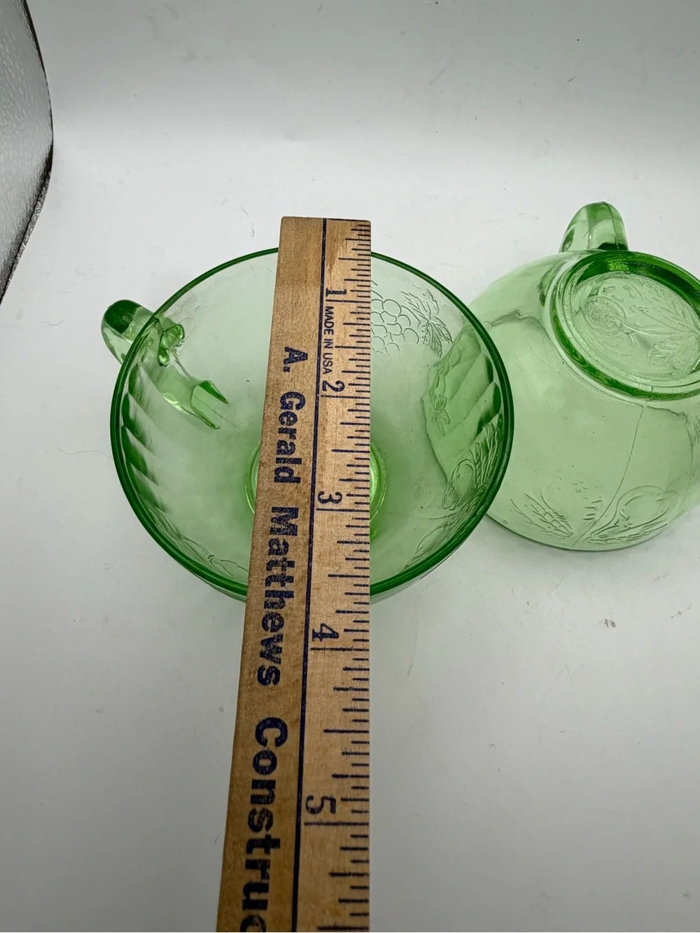 VTG 30’s uranium/depression glass teacups